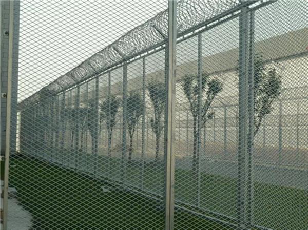 監(jiān)獄功能區(qū)隔離網(wǎng)