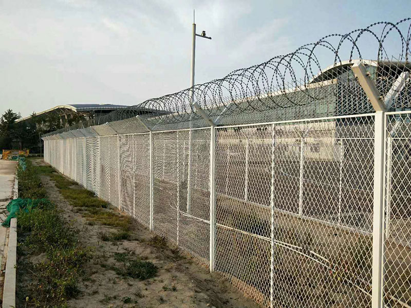 監(jiān)獄隔離網施工部署